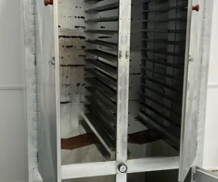 Defumadora Industrial a Gás para 30 bandejas, com 4 fogareiros e 3 ventiladores