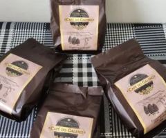 4 und 250g Café do Galeno - torrado e moído. Café especial produzido na Serra da Canastra