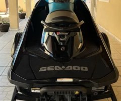 Jet ski seadoo GTR 230