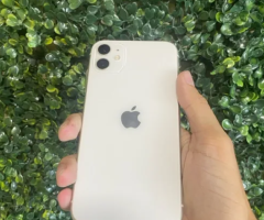 iPhone 11 128gb (3 meses de garantia)