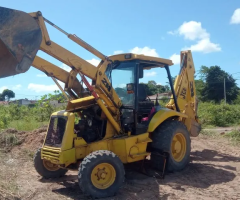 Máquina jcb 4/2 ano 96