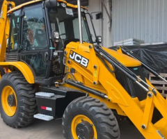 retro escavadeira jcb 3 cx ano 2023