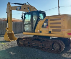 Escavadeira Caterpillar 320GC motor 4 cilindros com 3200 horas, em SP