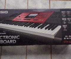 Teclado Casio CTK-6250