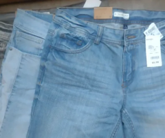 3 Bermudas Jeans Kiabi Masculino Tamanho P (S, 16 anos) Novas com etiqueta